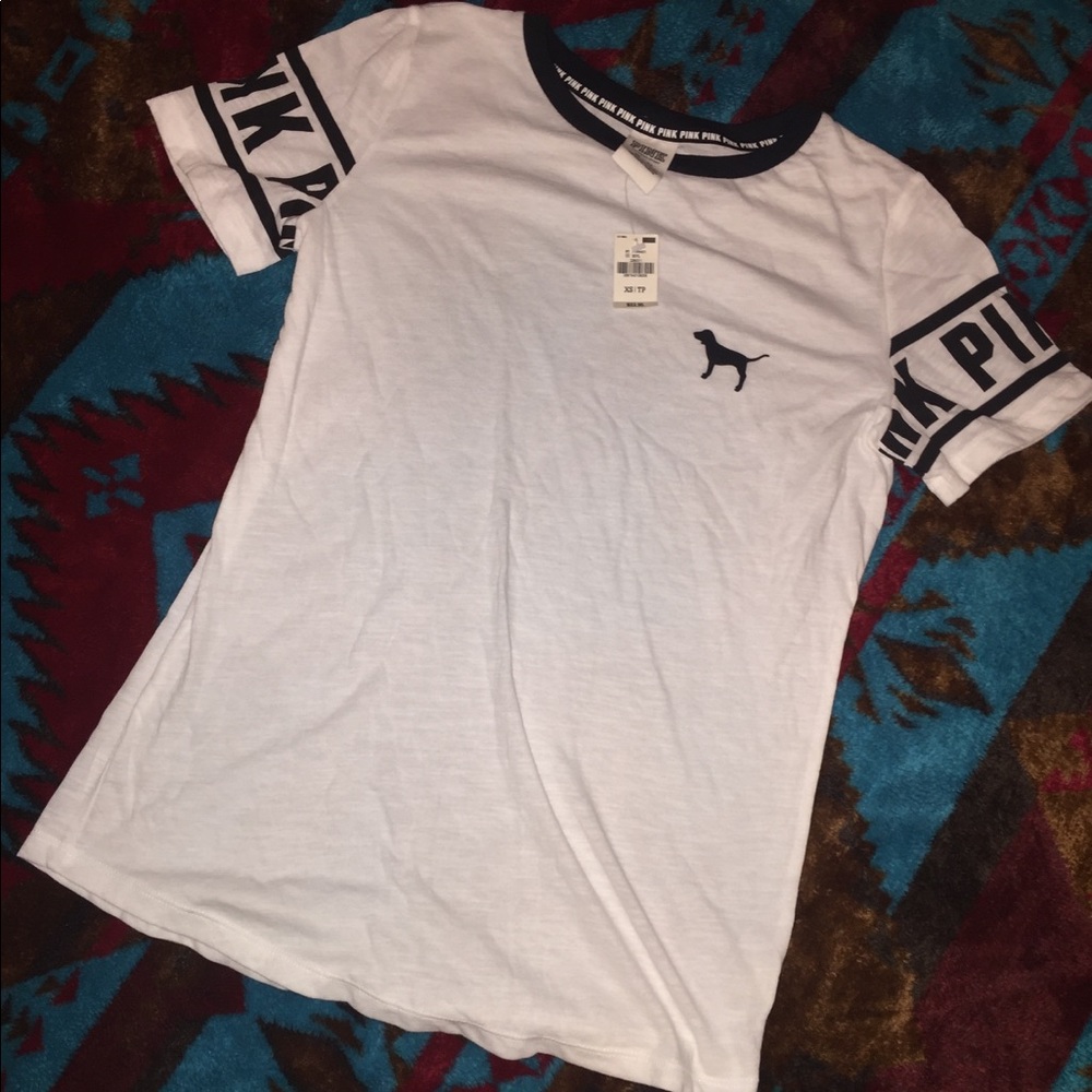 VS tee